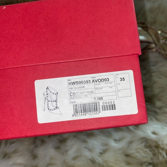 Authentic Valentino Rockstud Pumps - Picture 9 of 13